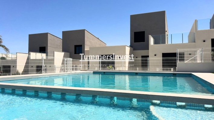 Town House - Obra nueva - Banos y Mendigo - NBR-93981