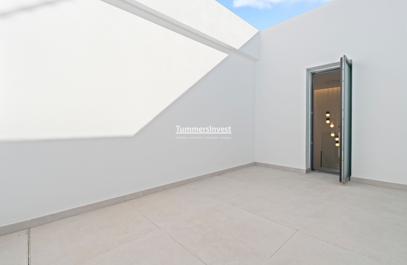 Neue Gebäude · Villa · Benidorm