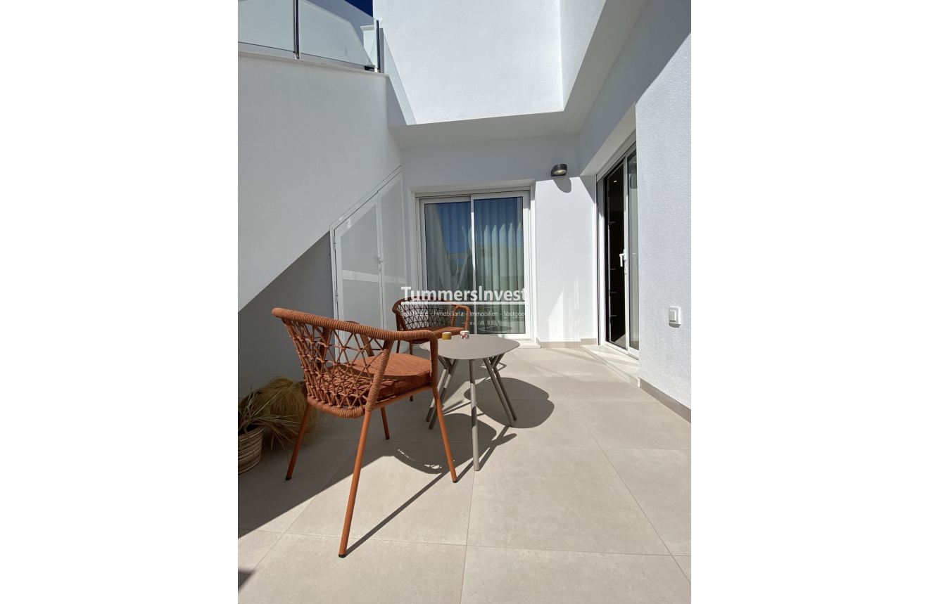 Neue Gebäude · low-bungalow · Pilar de la Horadada