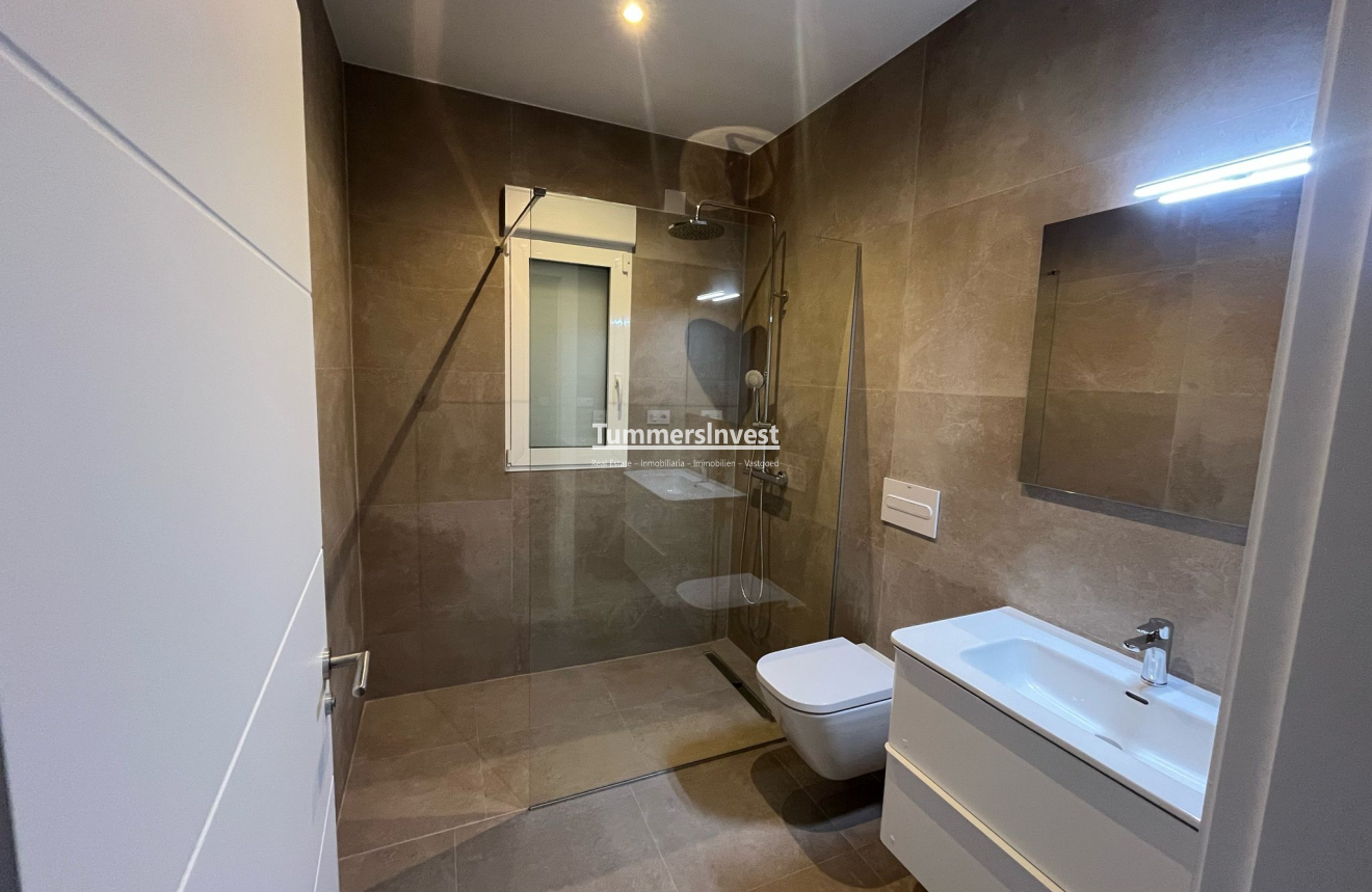 New Build · terraced · La Romana
