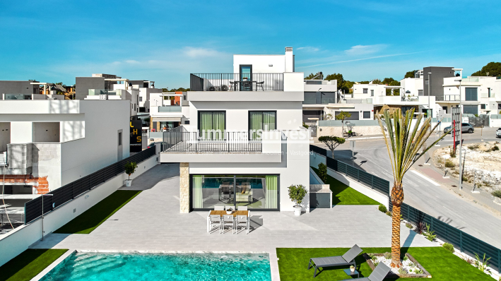 Obra nueva · Villa · San Miguel de Salinas