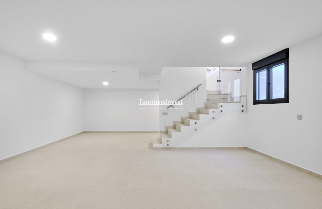 Obra nueva · Villa · San Miguel de Salinas