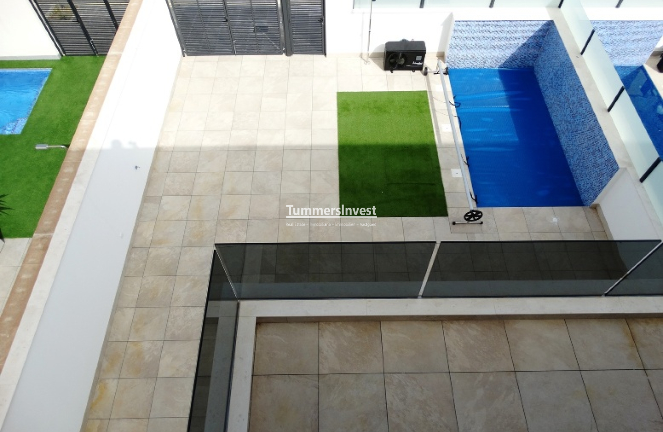 Neue Gebäude · Semi-Detached · Pilar de la Horadada