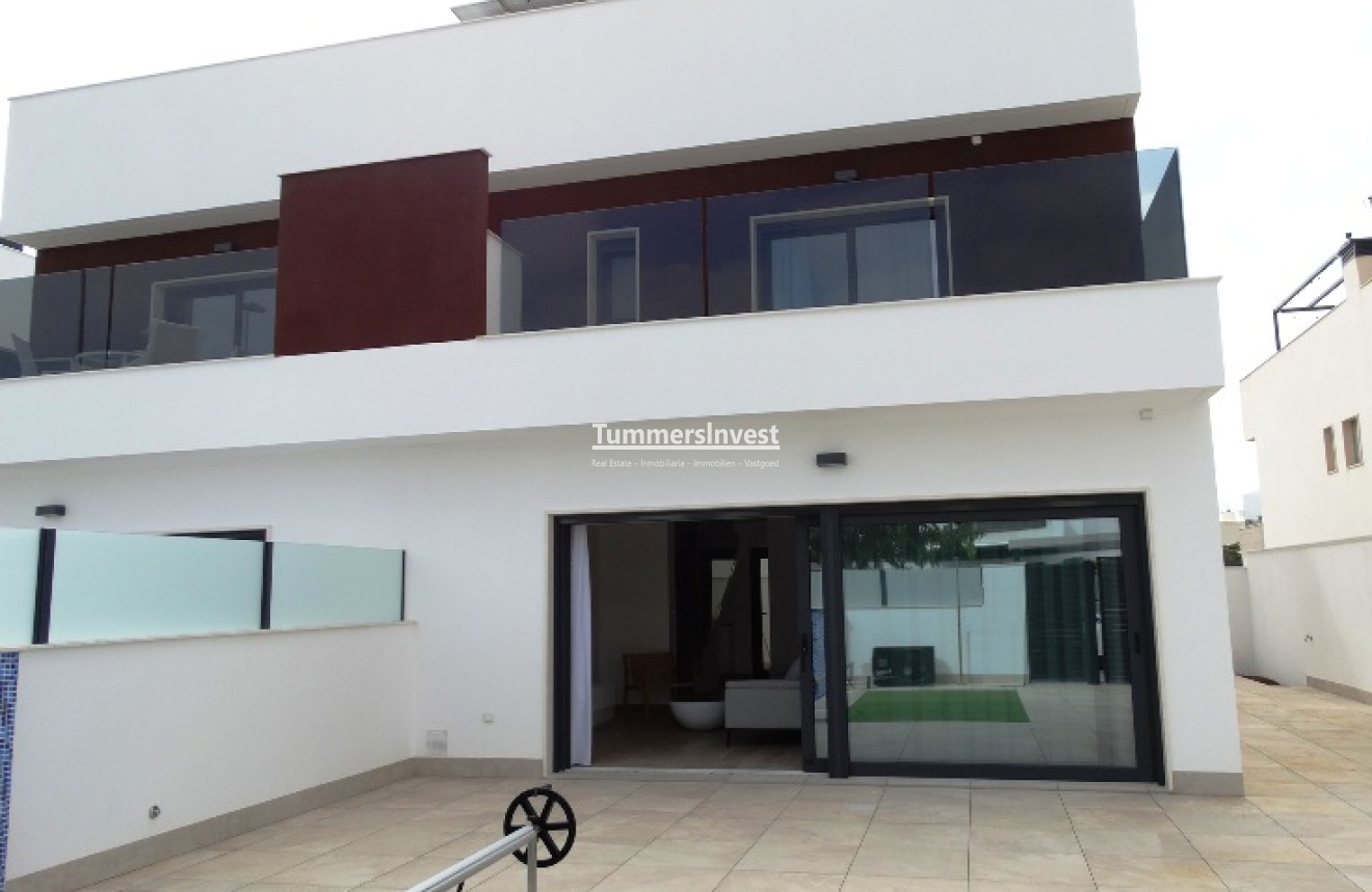 Neue Gebäude · Semi-Detached · Pilar de la Horadada