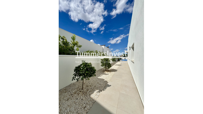 New Build · detached · Benijofar