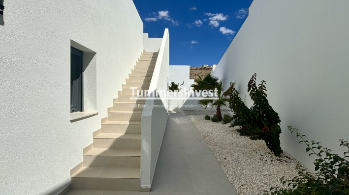 New Build · detached · Benijofar