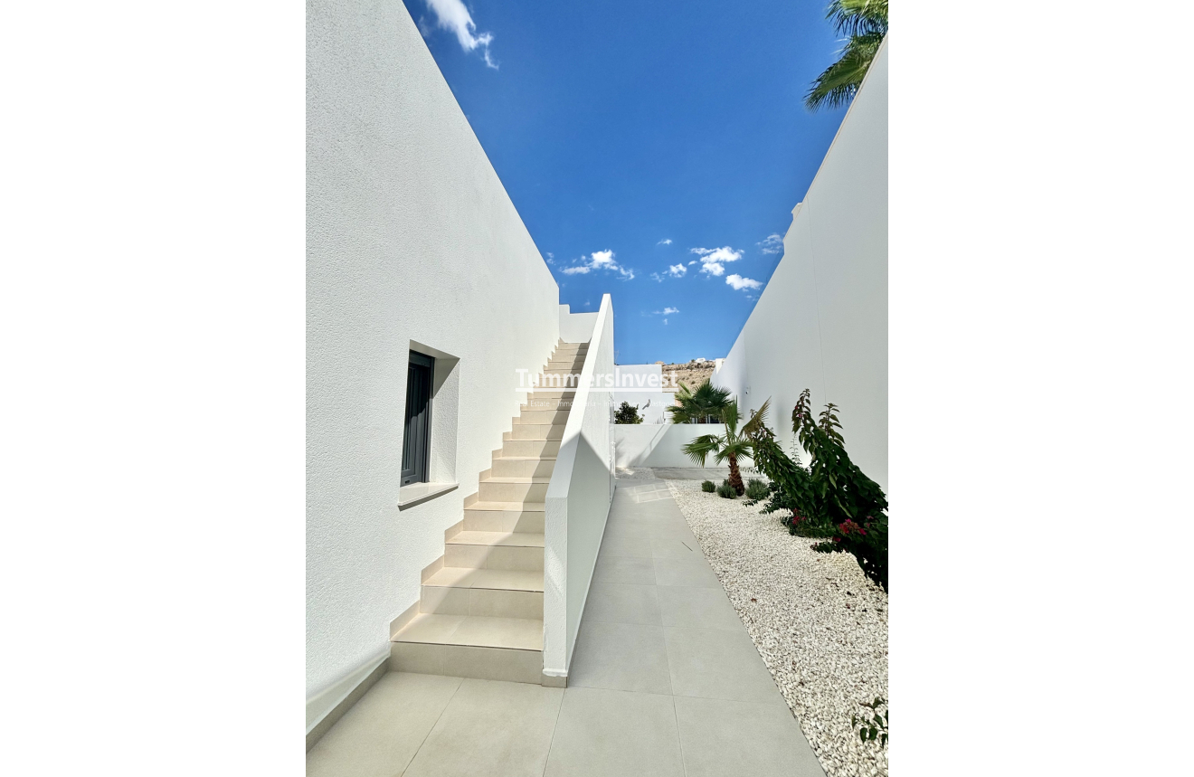 New Build · detached · Benijofar