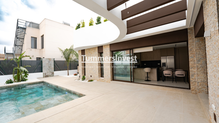 New Build · detached · Heredades