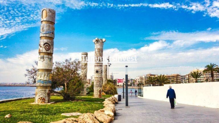 Neue Gebäude · Apartment · Torrevieja · Centro