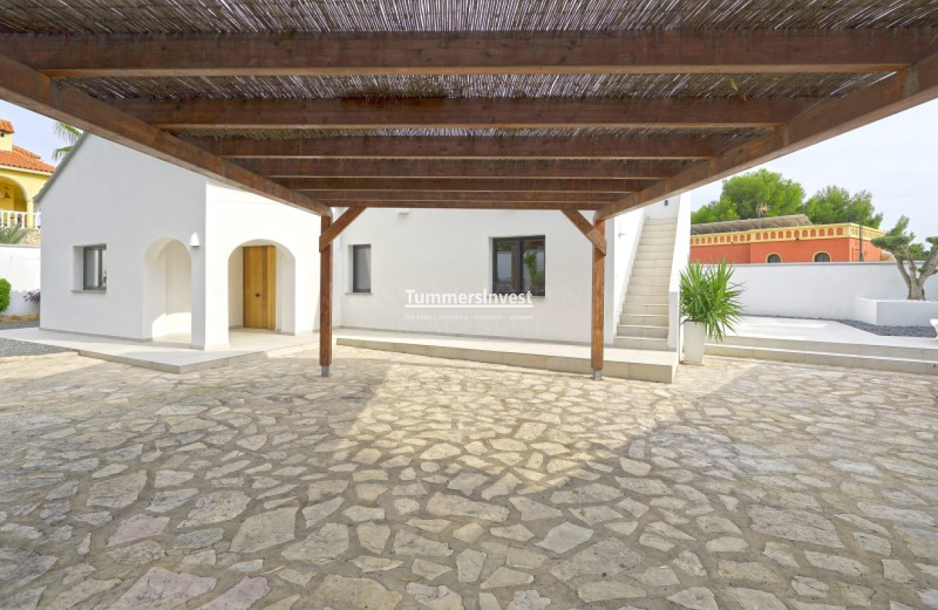 Resale · Chalet · Altea · Altea la Vella