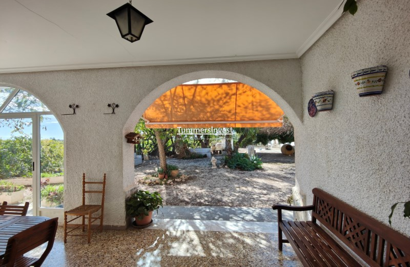 Wiederverkauf · Villa · Elche / Elx · Jubalcoi