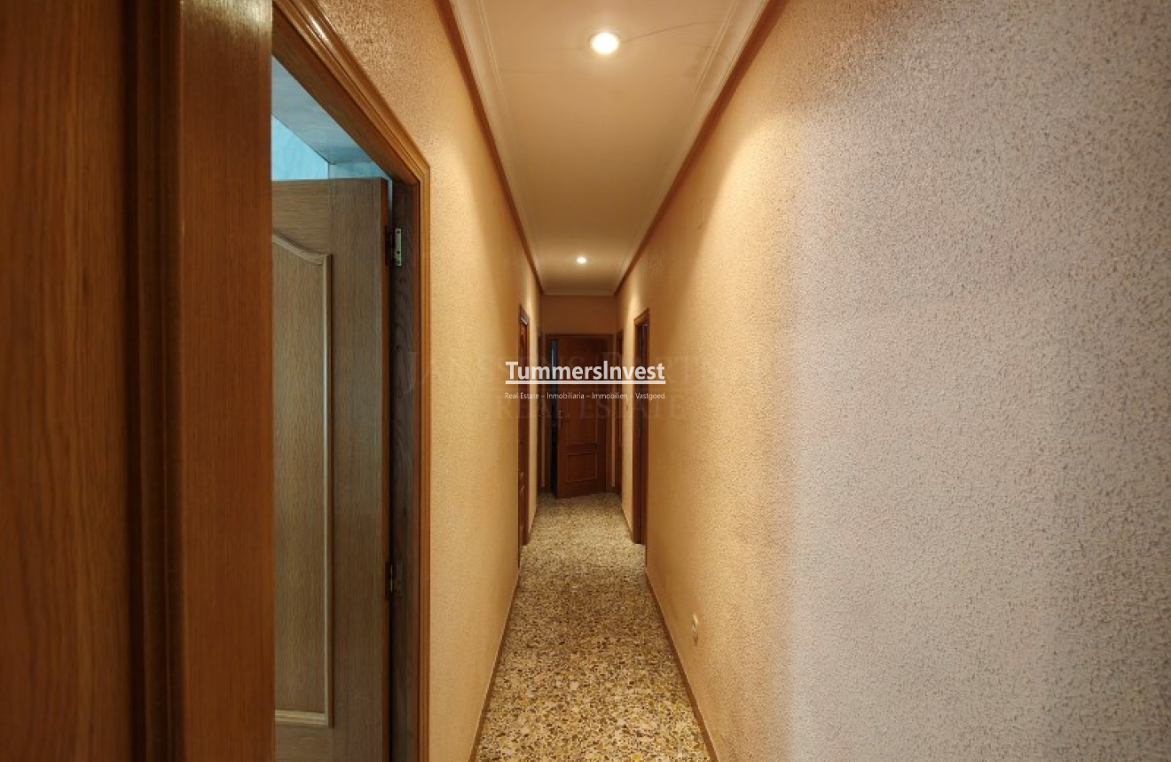Wiederverkauf · Villa · Elche / Elx · Jubalcoi