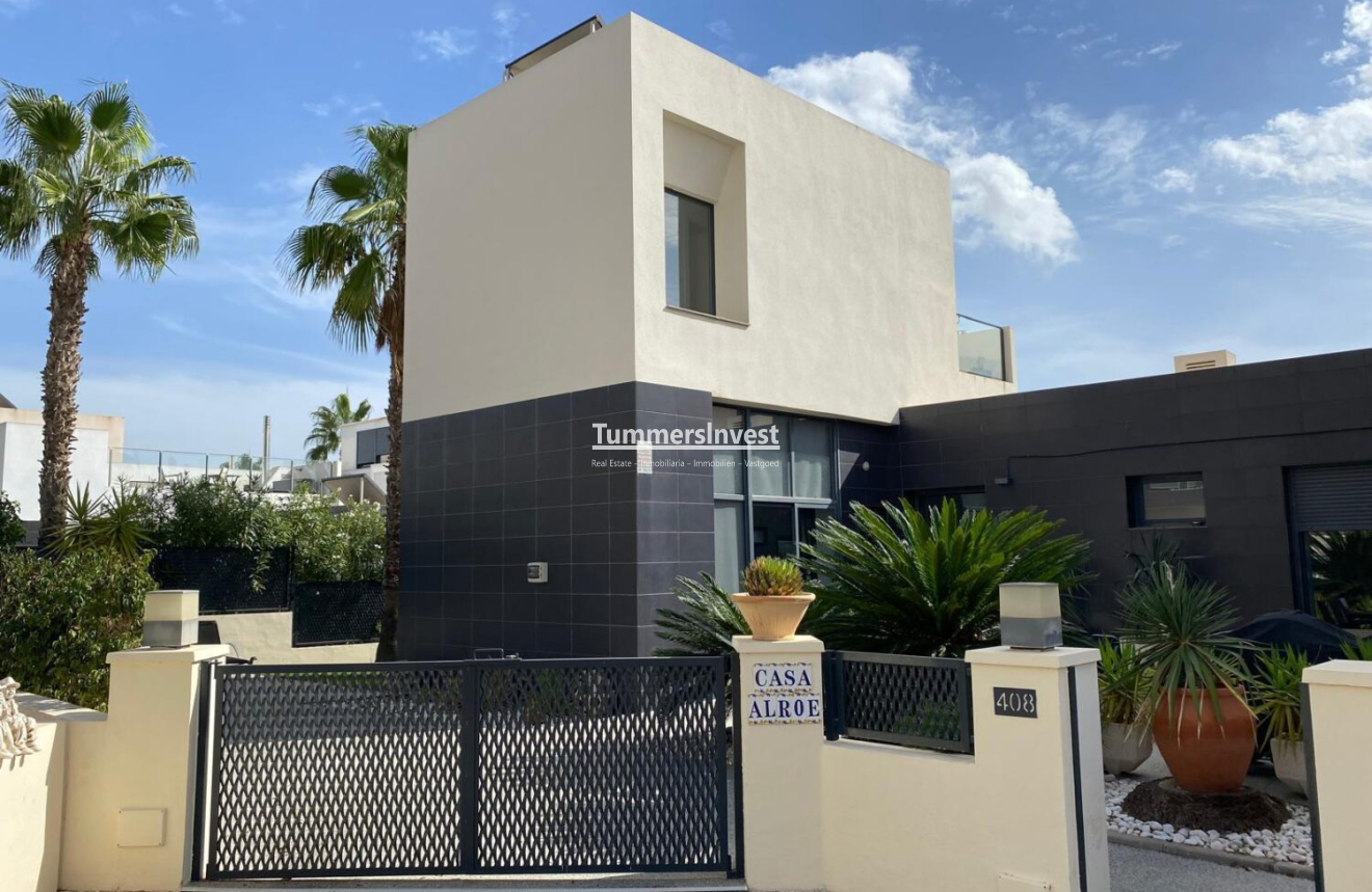 Herverkoop · Semi-detached Villa · Villamartin