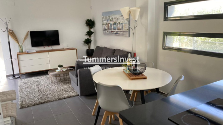 Herverkoop · Semi-detached Villa · Villamartin