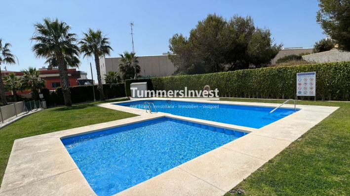 Herverkoop · Semi-detached Villa · Villamartin