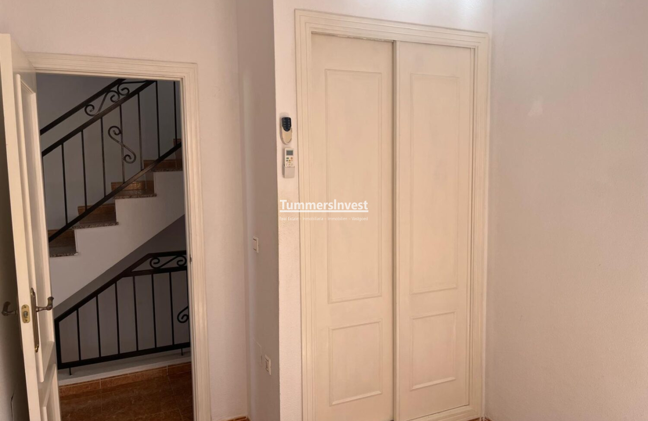 Reventa · Quad House · Los Altos