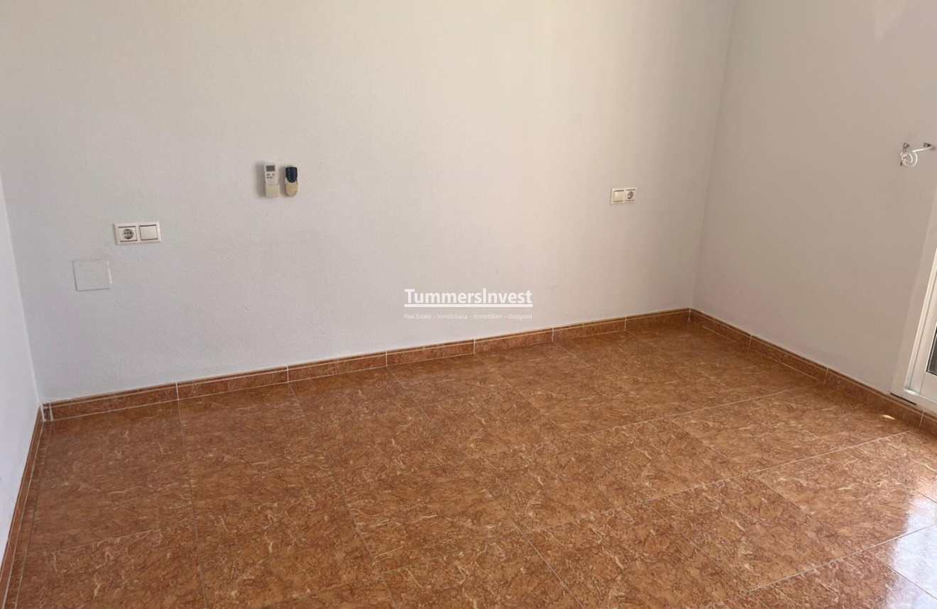 Reventa · Quad House · Los Altos