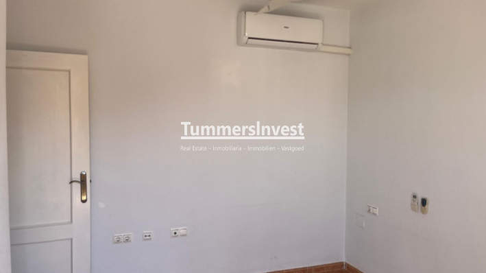 Reventa · Quad House · Los Altos