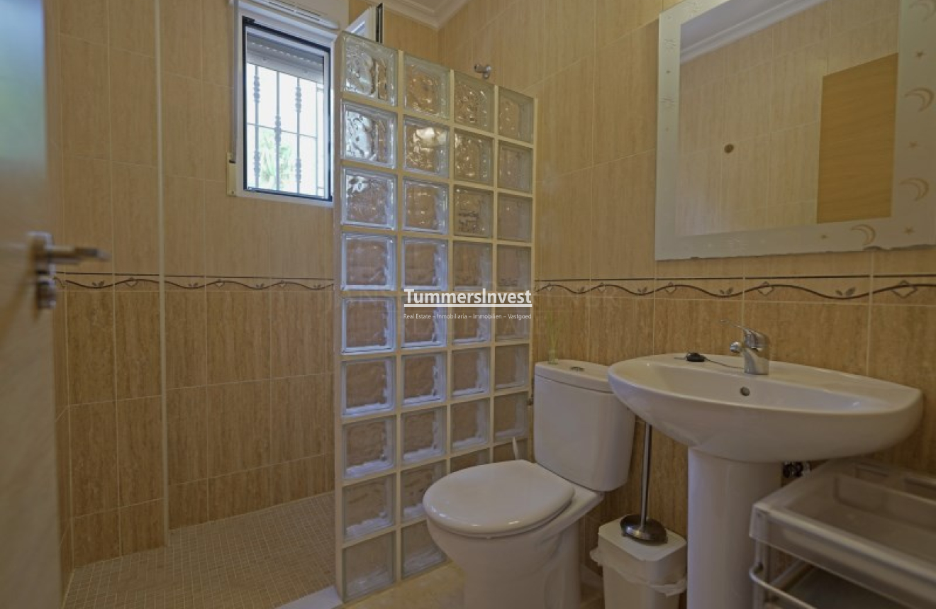 Reventa · Villa · Hondón de las Nieves / el Fondó de les Neus