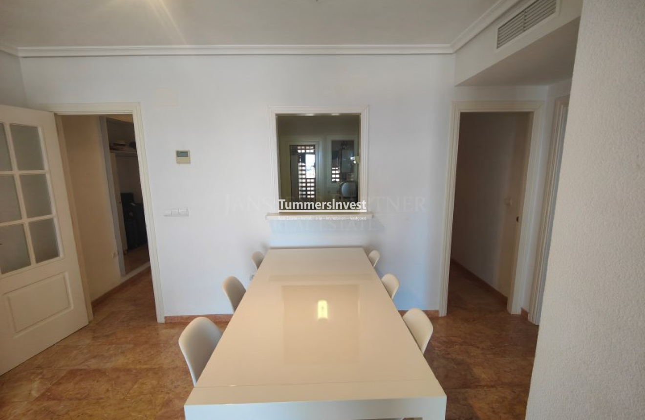 Herverkoop · Apartment · Altea · Mascarat
