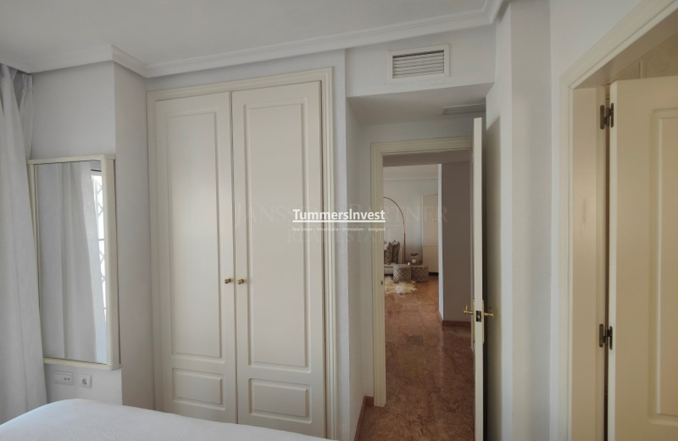 Herverkoop · Apartment · Altea · Mascarat