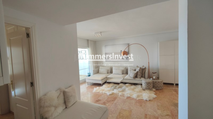 Herverkoop · Apartment · Altea · Mascarat