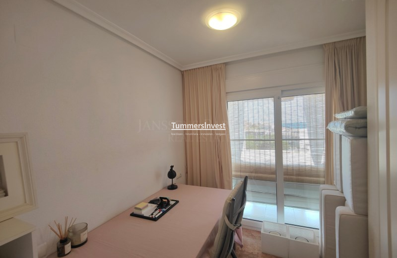 Herverkoop · Apartment · Altea · Mascarat
