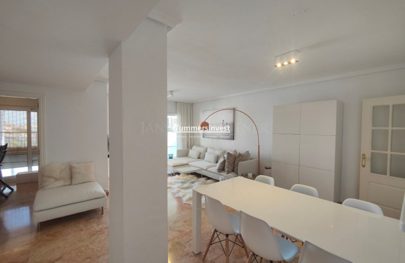 Herverkoop · Apartment · Altea · Mascarat