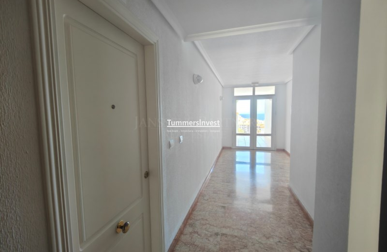 Herverkoop · Apartment · Altea · Mascarat