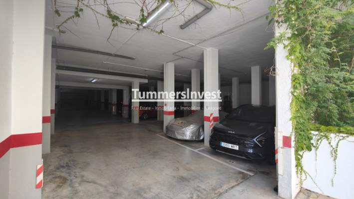 Herverkoop · Apartment · Altea · Mascarat