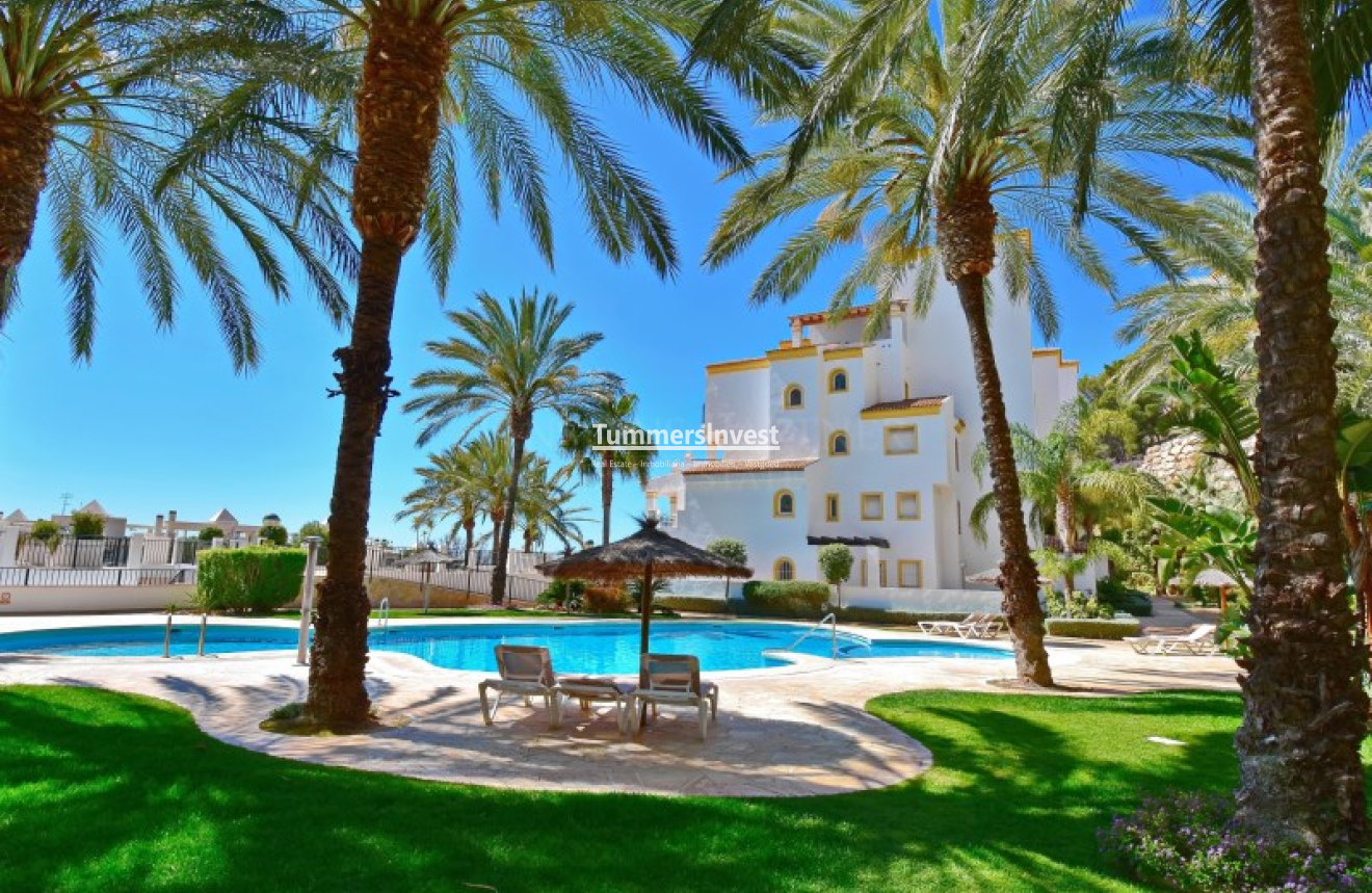 Herverkoop · Apartment · Altea · Mascarat