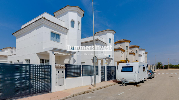Nieuwbouw Woningen · Villa · San Fulgencio · El Oasis