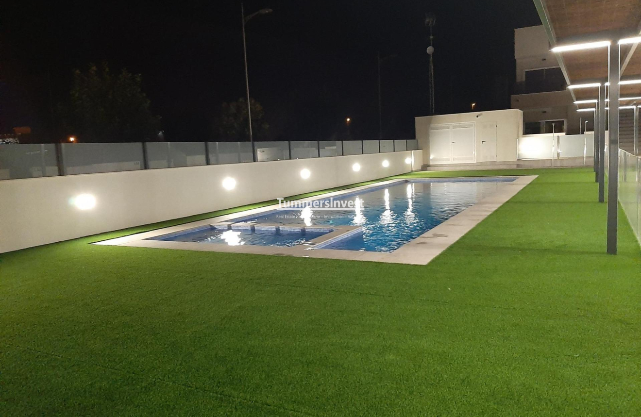 Neue Gebäude · Town House · Pilar de la Horadada