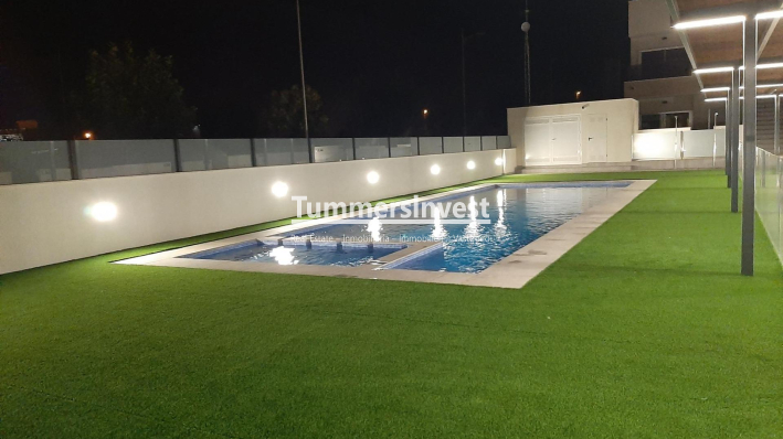 Neue Gebäude · Town House · Pilar de la Horadada