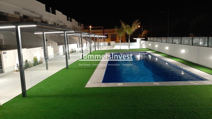 Neue Gebäude · Town House · Pilar de la Horadada