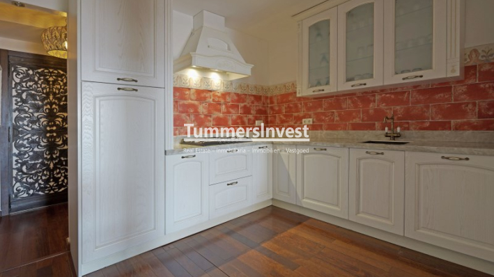 Herverkoop · Apartment · Altea · Mascarat