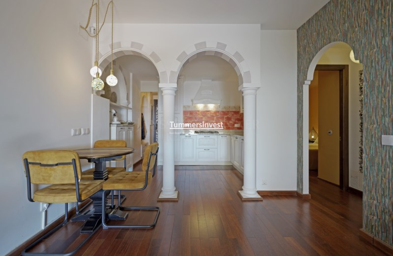 Herverkoop · Apartment · Altea · Mascarat