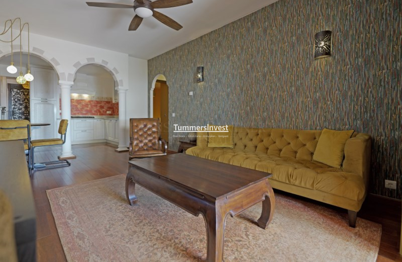 Herverkoop · Apartment · Altea · Mascarat