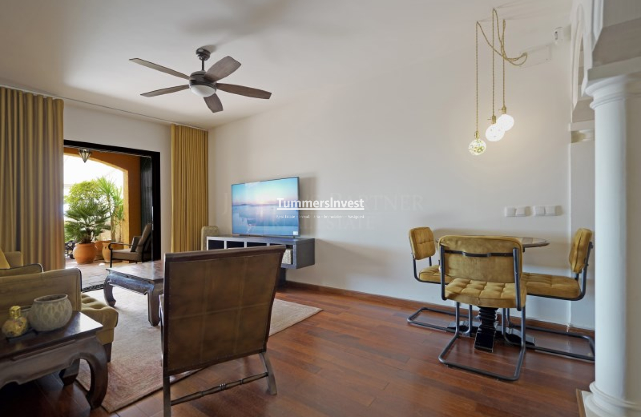 Herverkoop · Apartment · Altea · Mascarat