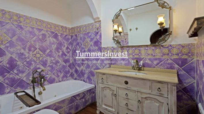 Herverkoop · Apartment · Altea · Mascarat