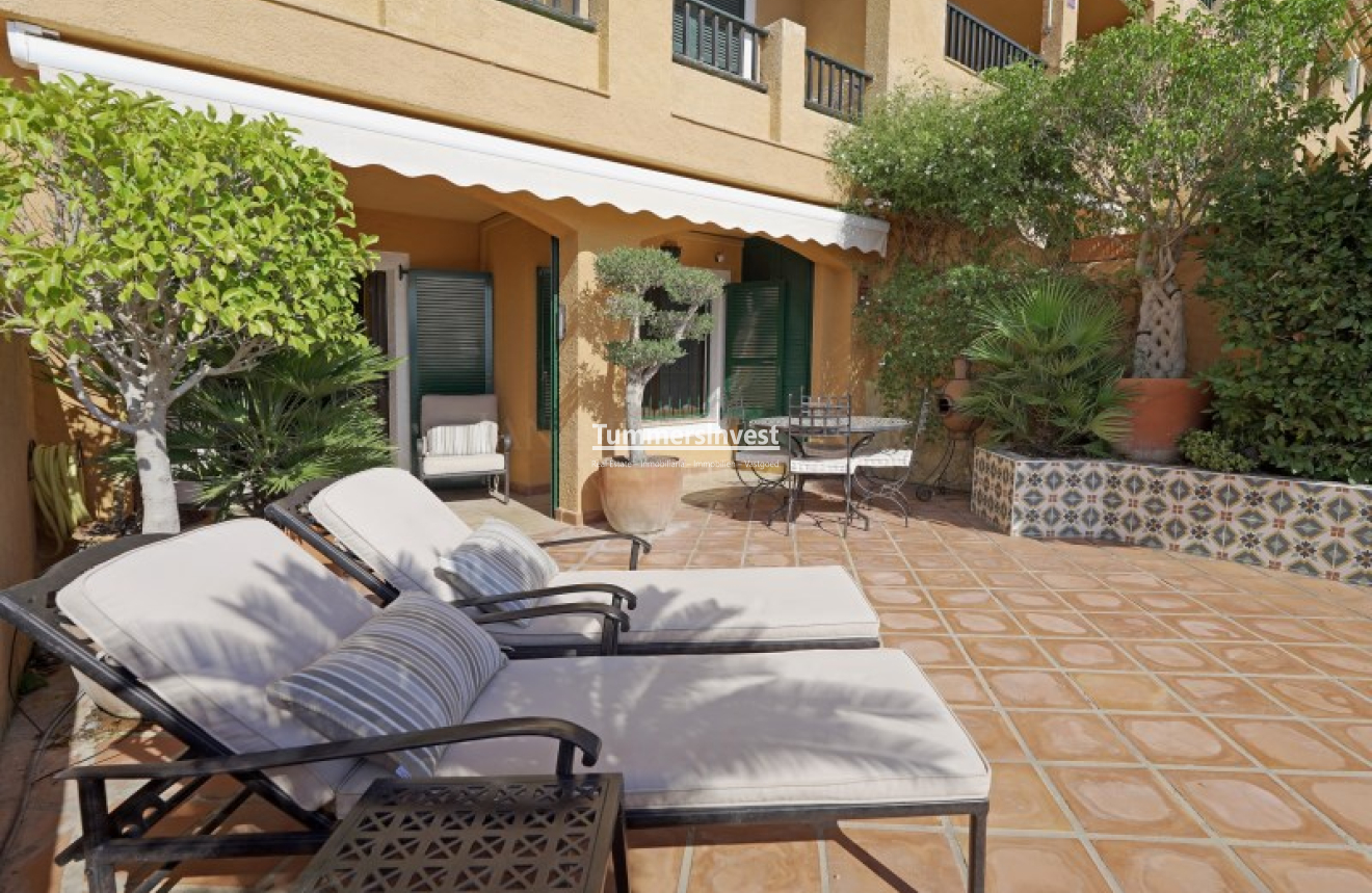 Herverkoop · Apartment · Altea · Mascarat