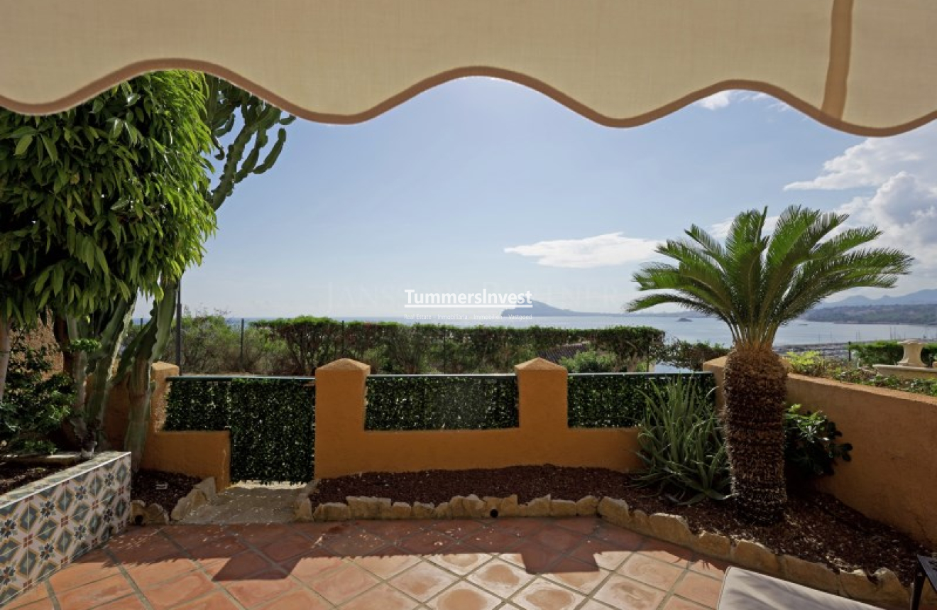 Herverkoop · Apartment · Altea · Mascarat