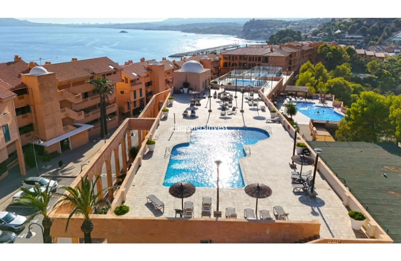 Herverkoop · Apartment · Altea · Mascarat