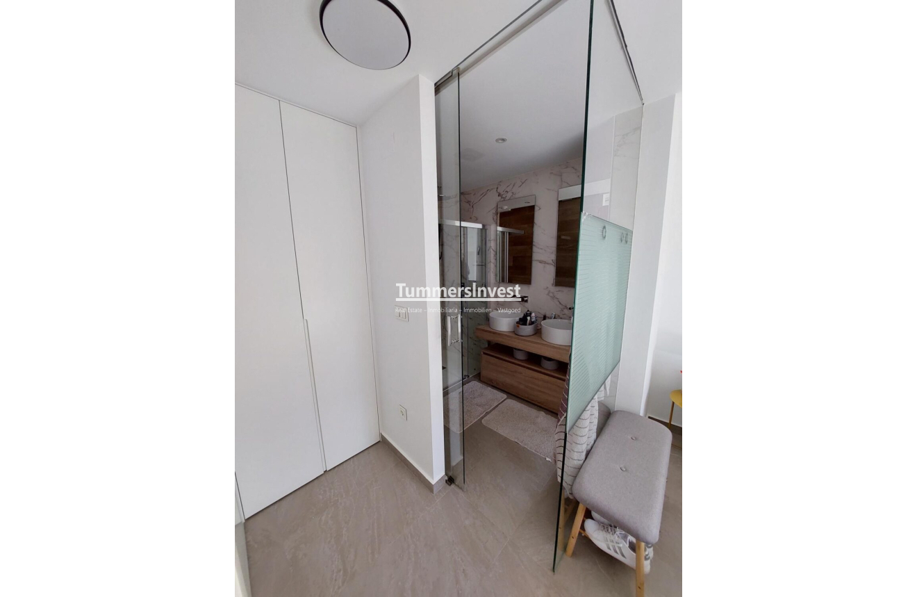 Reventa · Apartment · Los Balcones