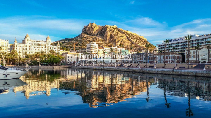 Nieuwbouw Woningen · Apartment · Alicante · Centro