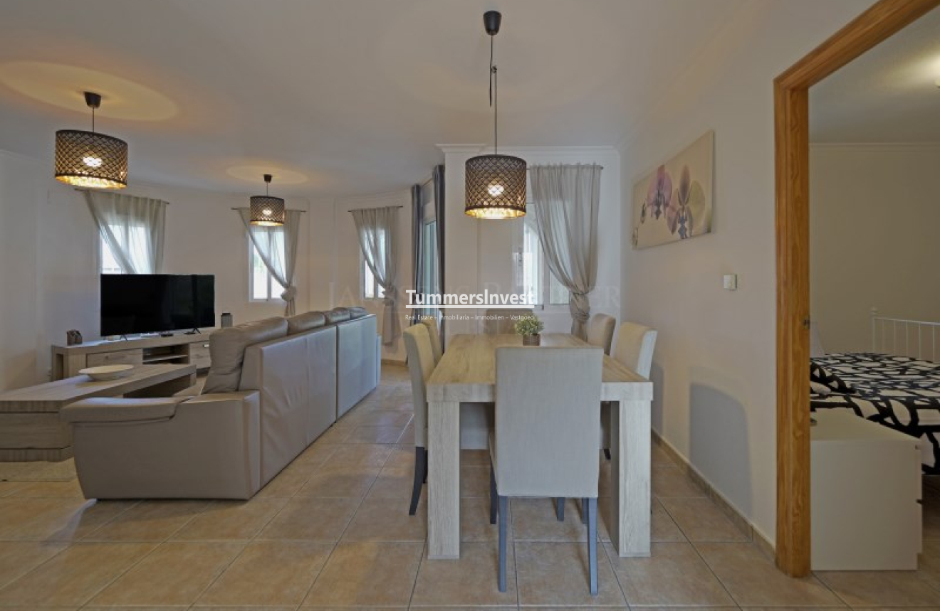 Reventa · Villa · Hondón de los Fráiles