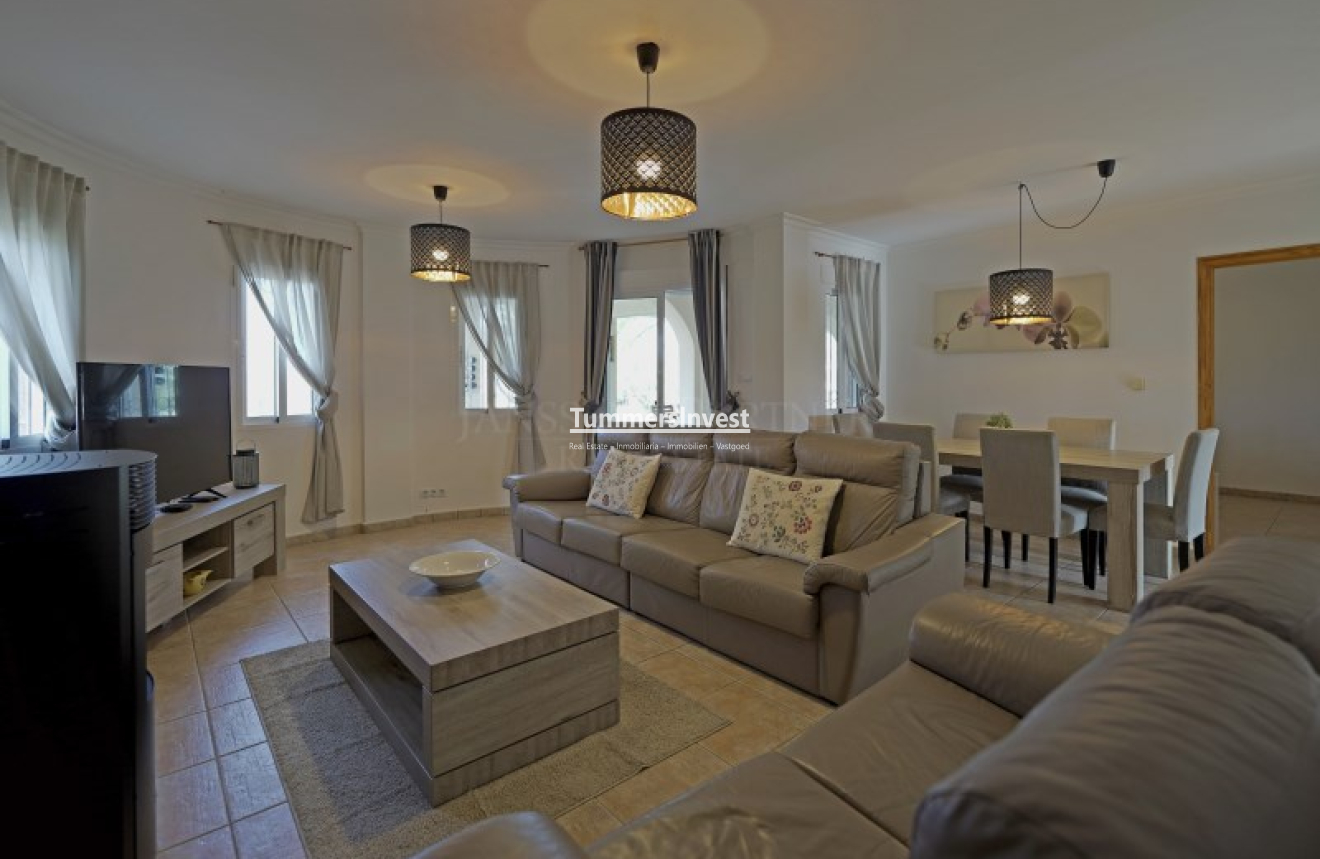 Reventa · Villa · Hondón de los Fráiles