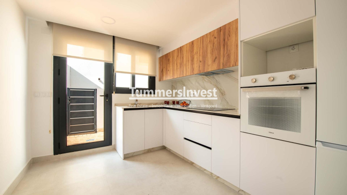 Nieuwbouw Woningen · Bungalow · Cox · San Fernando