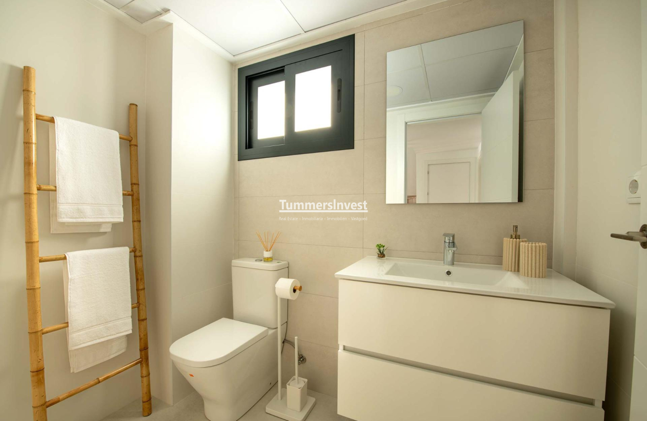 Nieuwbouw Woningen · Bungalow · Cox · San Fernando