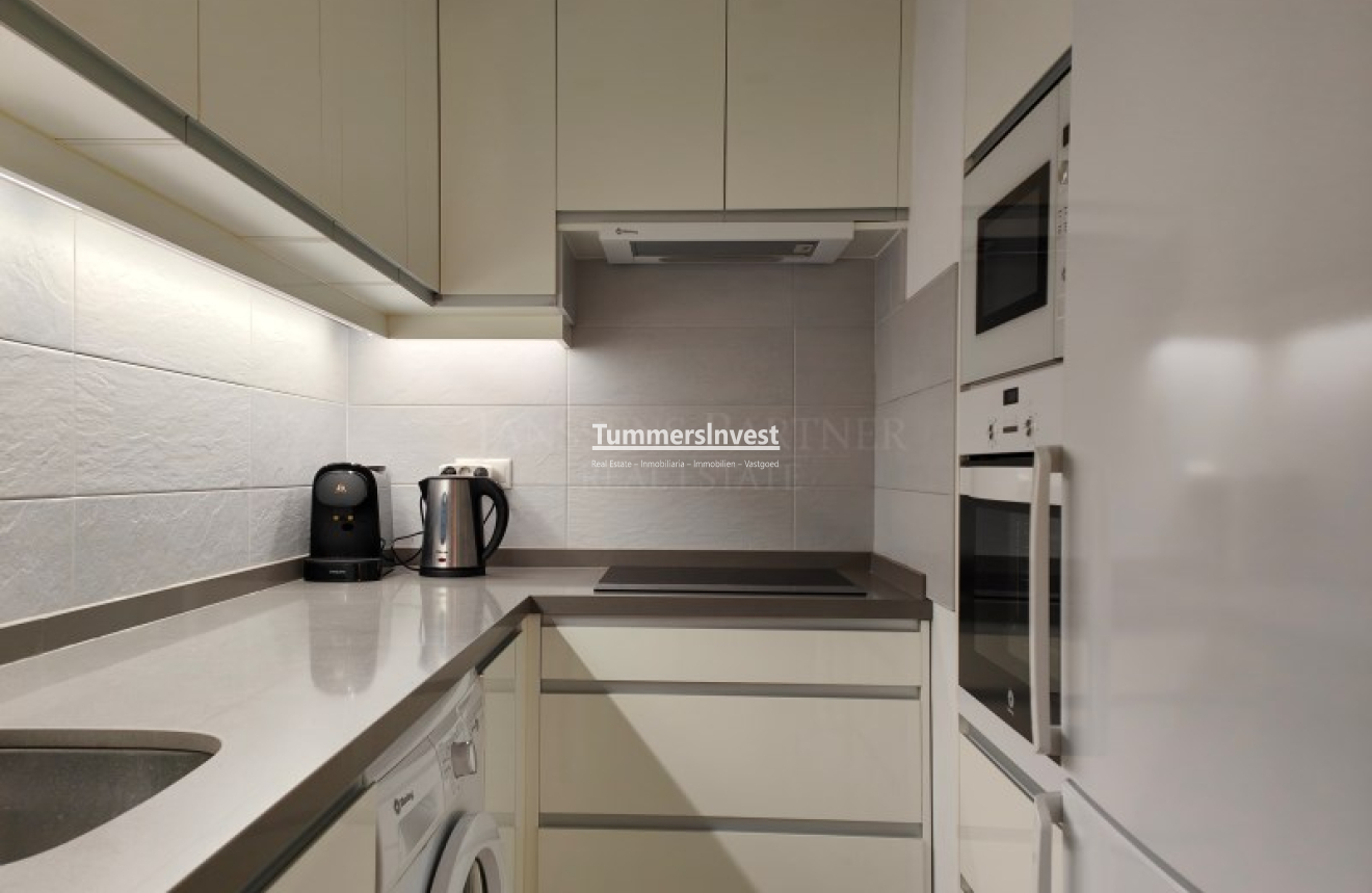 Herverkoop · Apartment · Altea · Mascarat